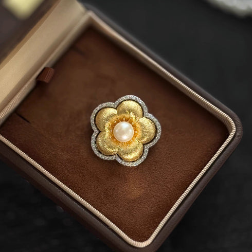 Gold Flower Pearl Brooch
